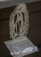 Virgen de acrílico color nácar